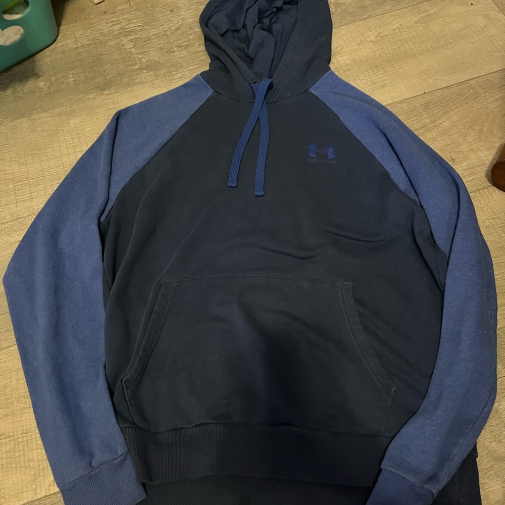Under Armour Men's Two-Tone Navy and Blue Hoodie
